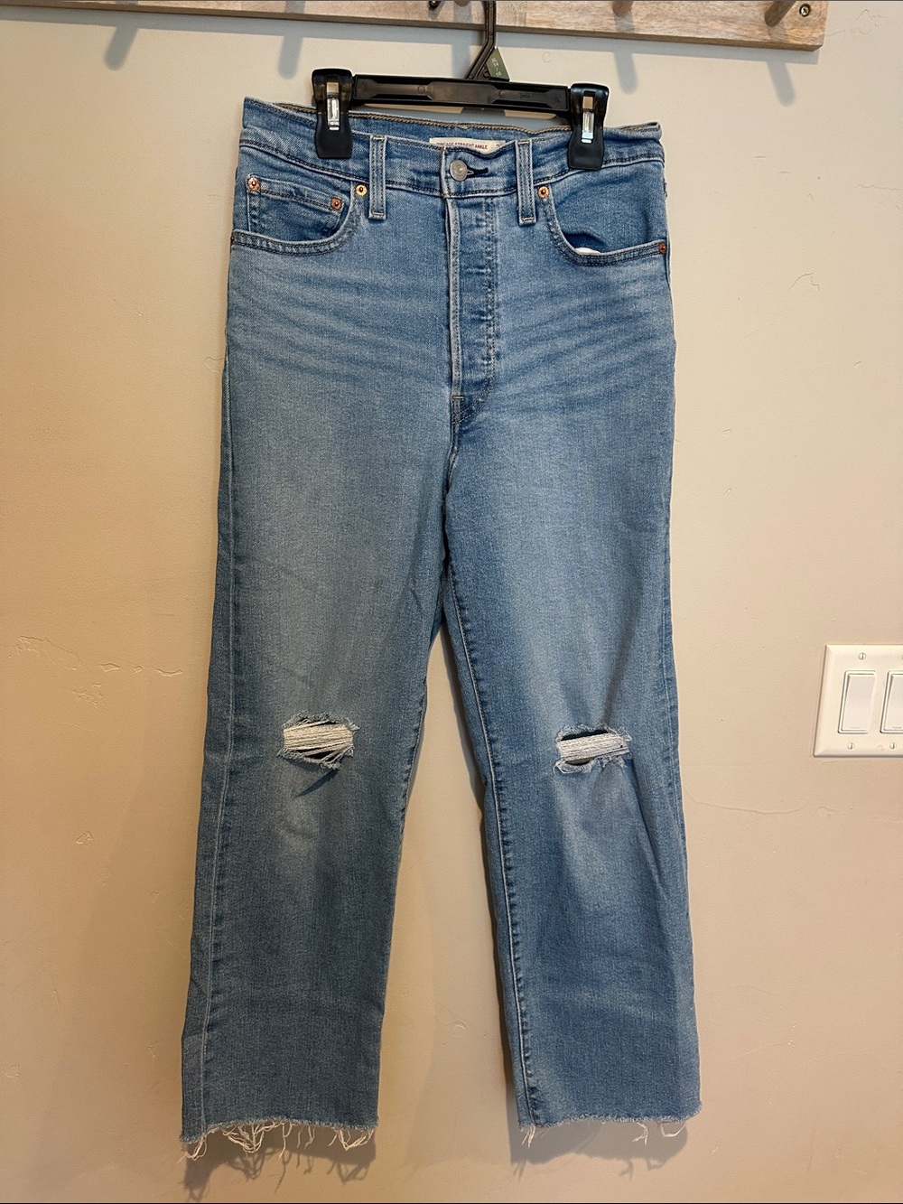 Levi's Medium Blue Ribcage Straight Ankle Jeans with Knee Distress